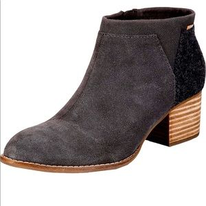 TOMS Women's Loren Stacked Heel Ankle Bootie - 9.5